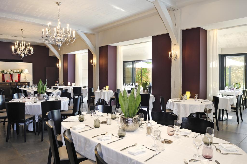 Hotel Le Saint-Jacques Cloyes-sur-le-Loir Exterior foto